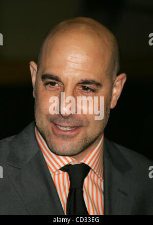 7. April 2008 abgehaltenen Chelsea Piers - New York, NY, USA - Schauspieler STANLEY TUCCI in der Ankunftshalle für die 5. Annual Can-Do Awards, die zum 25. Jahrestag der Lebensmittelhilfe für New York City geehrt. (Kredit-Bild: © Nancy Kaszerman/ZUMA Press) Stockfoto