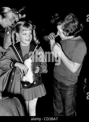 24. April 2008 - Hollywood, Kalifornien, USA - 7660.HOLLYWOOD STAR PARADE BONADUCE 11-25-1970.SUSAN OLSEN DANNY.  -1970 (Kredit-Bild: © Phil Roach/Globe Photos/ZUMAPRESS.com) Stockfoto