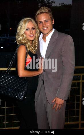 29. April 2008 - Hollywood, Kalifornien, US - I13335PR. SCHARLACHROTE SERIE LAUNCH-PARTY. PACIFIC DESIGN CENTER WEST HOLLYWOOD, CA 28.04.2008.  --2008.HEIDI MONTAG & SPENCER PRATT(Credit Image: © Phil Roach/Globe Photos/ZUMAPRESS.com) Stockfoto