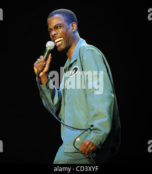 14. Juni 2008 führt - Manchester, Tennessee, USA - Komiker CHRIS ROCK live seine aktuelle Tournee 2008 stellt einen Anschlag an der Bonnaroo Music and Arts Festival. Die viertägige mehrstufige camping Festival zieht mehr als 90.000 Musikfans und findet auf einer 700 Hektar großen Farm in Tennessee. Stockfoto