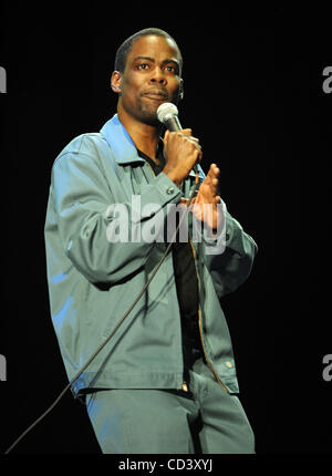 14. Juni 2008 führt - Manchester, Tennessee, USA - Komiker CHRIS ROCK live seine aktuelle Tournee 2008 stellt einen Anschlag an der Bonnaroo Music and Arts Festival. Die viertägige mehrstufige camping Festival zieht mehr als 90.000 Musikfans und findet auf einer 700 Hektar großen Farm in Tennessee. Stockfoto