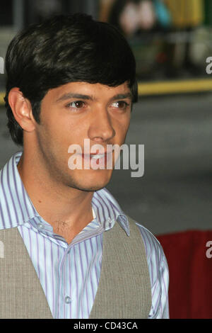 28. Juli 2008 - New York, New York, US - K59075ML. PREMIERE von die SCHWESTERNSCHAFT der TRAVELING PANTS 2 ZEIGFELD THEATER, NEW YORK New York 28.07.2008.  -MICHAEL RADY(Credit Image: © Mitchell Levy/Globe Photos/ZUMAPRESS.com) Stockfoto