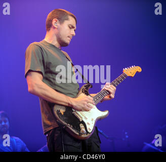 27. August 2008 - Raleigh, North Carolina; USA - Sänger / Gitarrist JOHN MAYER tritt als seine 2008 Tour macht Halt in der Time Warner Cable Musikpavillon befindet sich in North Carolina.  Copyright 2008 Jason Moore. Obligatorische Credit: Jason Moore Stockfoto