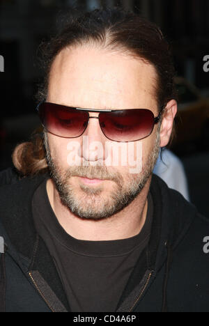 Sep 18, 2008 - New York, NY, USA - RUSSELL CROWE unterwegs in New York City gesichtet.  (Bild Kredit: © Dan Herrick-KPA/Dan Herrick/ZUMA Press) Stockfoto