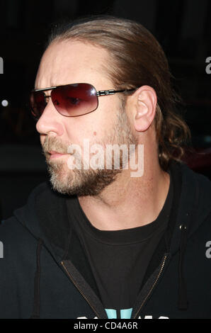 Sep 18, 2008 - New York, NY, USA - RUSSELL CROWE unterwegs in New York City gesichtet.  (Bild Kredit: © Dan Herrick-KPA/Dan Herrick/ZUMA Press) Stockfoto