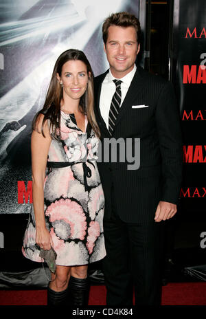 13. Oktober 2008 - Hollywood, Kalifornien, USA - Schauspieler CHRIS O' Donnell & Frau CAROLINE Ankunft in "Max Payne" Los Angeles Premiere im Grauman Chinese Theatre statt. (Kredit-Bild: © Lisa O'Connor/ZUMA Press) Stockfoto