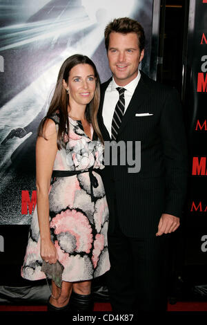 13. Oktober 2008 - Hollywood, Kalifornien, USA - Schauspieler CHRIS O' Donnell & Frau CAROLINE Ankunft in "Max Payne" Los Angeles Premiere im Grauman Chinese Theatre statt. (Kredit-Bild: © Lisa O'Connor/ZUMA Press) Stockfoto