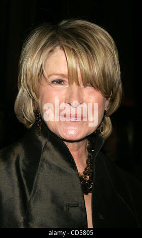 20. November 2008 - New York, NY, USA - TV-Persönlichkeit MARTHA STEWART besucht der Mentor Foundation New York unter dem Motto Inaugural Royal Gala im Waldorf Astoria Hotel statt. (Kredit-Bild: © Nancy Kaszerman/ZUMA Press) Stockfoto