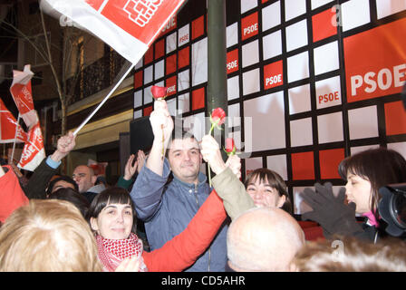 Madrid (03.07.2008). Sede del PSOE de Madrid, Calle Ferraz. El Partido Socialista Obrero EspaOÃÄol, Se kirchliche Vencedor de Las Elecciones Generales de 2008. Stockfoto