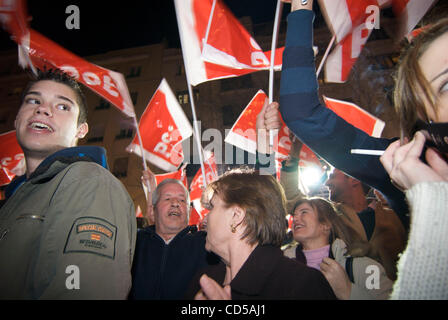 Madrid (03.07.2008). Sede del PSOE de Madrid, Calle Ferraz. El Partido Socialista Obrero EspaOÃÄol, Se kirchliche Vencedor de Las Elecciones Generales de 2008. Stockfoto