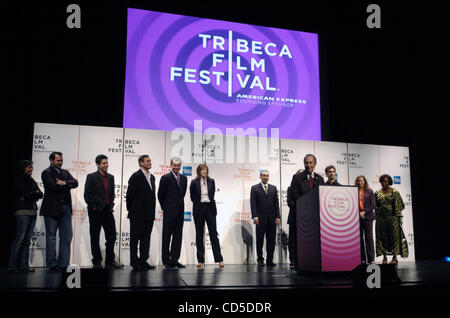 Bürgermeister Michael Bloomberg spricht auf dem Tribeca Film Festival 2008 Eröffnung Tag Pressekonferenz im Borough Of Manhattan Community College. Stockfoto