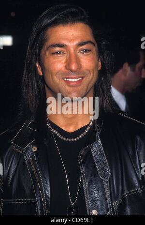 29. September 2003 - Hollywood, Kalifornien, US - I8031PR. KILL BILL-PREMIERE am CHINESE THEATRE, NEW YORK Hollywood.09/29/2003.  / / 2003.JAY TAVARE (Kredit-Bild: © Phil Roach/Globe Photos/ZUMAPRESS.com) Stockfoto