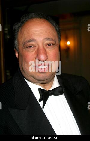 22. Mai 2003 - New York, New York, USA - K30824JBU SD0522. MORBUS PARKINSON-STIFTUNG. GALA IM HOTEL PIERRE. NewYork City...   / 2003.JOHN CATSMATIDIS (Kredit-Bild: © Judie Burstein/Globe Photos/ZUMAPRESS.com) Stockfoto