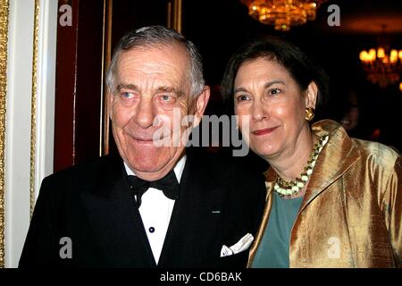 22. Mai 2003 - New York, New York, USA - K30824JBU SD0522. MORBUS PARKINSON-STIFTUNG. GALA IM HOTEL PIERRE. NewYork City...   / 2003.MORLEY sicherer (Kredit-Bild: © Judie Burstein/Globe Photos/ZUMAPRESS.com) Stockfoto