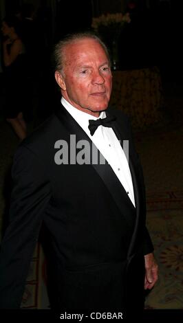 22. Mai 2003 - New York, New York, USA - K30824JBU SD0522. MORBUS PARKINSON-STIFTUNG. GALA IM HOTEL PIERRE. NewYork City...   / 2003.FRANK GIFFORD. (Kredit-Bild: © Judie Burstein/Globe Photos/ZUMAPRESS.com) Stockfoto