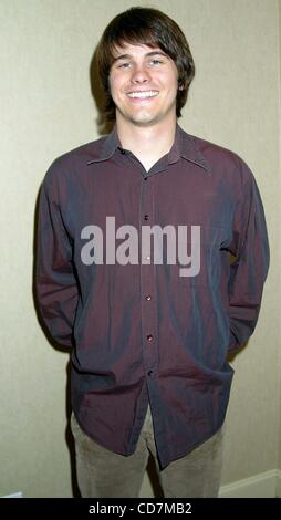 15. Oktober 2004 - New York, New York, USA - *** EXCLUSIVE ***. K36263JBU. JASON RITTER STAR der CBS Serie '' JOAN OF ARCADIA'' im HOTEL IN NEW YORK neue York.10/15/2004.  / 2004. (Kredit-Bild: © Judie Burstein/Globe Photos/ZUMAPRESS.com) Stockfoto