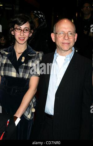 27. Oktober 2004 - New York, New York, US - K40105RM. NEW YORKER PREMIERE SCREENING.'' GEBURT ''. IM LOEWS LINCOLN SQUARE. NewYork City... 26.10.2004.   / 2004.BOB BALABAN (Kredit-Bild: © Rick Mackler/Globe Photos/ZUMAPRESS.com) Stockfoto