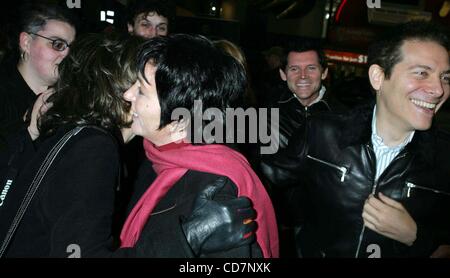 28. Oktober 2004 - New York, New York, US - K40178RM. LIZA MINNELLI unterwegs IN NEW YORK neue York.10/28/2004.  / 2004. (Kredit-Bild: © Rick Mackler/Globe Photos/ZUMAPRESS.com) Stockfoto