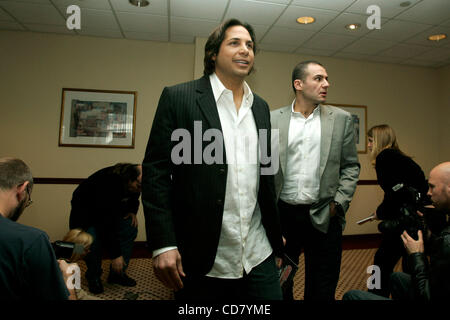 13. März 00 Hills, CA, USA Girls Gone Wild Chef JOE FRANCIS eine Pressekonferenz im The Beverly Hilton verlässt am Tag nach seiner Entlassung aus einem Gefängnis in Nevada, wo er 11 Monate lang gesperrt war obligatorisch Credit: Foto von Jonathan Alcorn/ZUMA drücken. © Copyright 2008 von Jonathan Alcorn Stockfoto