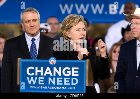 24. Oktober 2008 - Highlands Ranch, Colorado, USA - spricht HILLARY CLINTON während einer Kundgebung in Aurora. (Kredit-Bild: © Beth Schneider/Beth Schneider /ZUMA Presse) Stockfoto