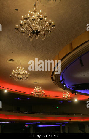 Die Hollywood Palladium ist ein Theater am 6215 Sunset Boulevard in Hollywood, Kalifornien. Die Anlage, erbaut im Art Deco Stil, umfasst eine Tanzfläche 11.200 Quadratfuß (1040 m?) mit Platz für bis zu 4.000 Personen. Das Theater eröffnet 23. September 1940 mit einem Konzert von Frank Sinatra und t Stockfoto