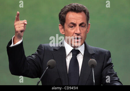 Der französische Präsident Nicolas Sarkozy besucht St. Petersburg International Economic Forum. Stockfoto