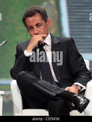Der französische Präsident Nicolas Sarkozy besucht St. Petersburg International Economic Forum. Stockfoto
