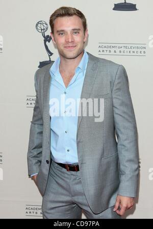 24. Juni 2010 - Los Angeles, Kalifornien, USA - Billy Miller.The 2010 DAYTIME EMMY AWARDS NOMINIERTEN Cocktailempfang im SLS Hotel, Beverly Hills, Kalifornien - 24.06.2010 statt. K65247TL (Kredit-Bild: © TLeopold/Globe Photos/ZUMApress.com) Stockfoto