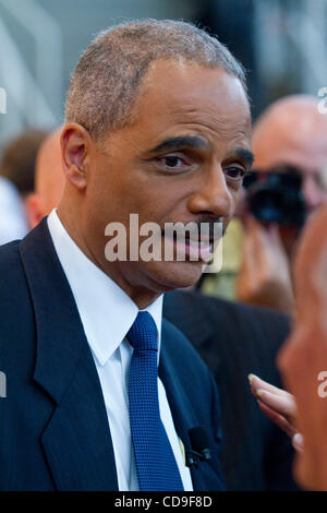 8. Juli 2010 - Aspen, Colorado, USA - uns Justizminister ERIC HOLDER am Aspen Idee Festival.  (Kredit-Bild: © Rustin Gudim/ZUMApress.com) Stockfoto