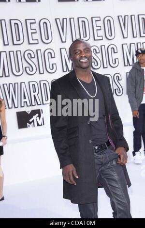 12. September 2010 - Los Angeles, Kalifornien, USA - Akon.The '' 2010 MTV VIDEO MUSIC AWARDS'' (Ankünfte) im Nokia Theatre, Los Angeles, Kalifornien 12.09.2010 statt. 2010.K65874TL (Kredit-Bild: © TLeopold/Globe Photos/ZUMApress.com) Stockfoto