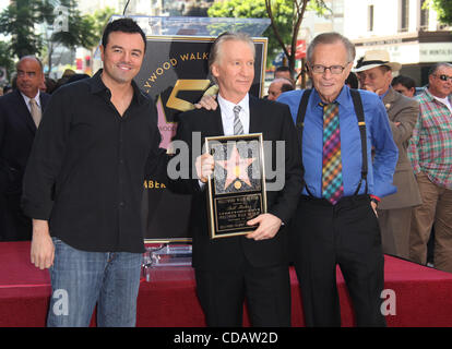 Sep 14, 2010 - Hollywoodwood, Kalifornien, USA - LARRY KING & Actor SETH MACFARLANE tritt BILL MAHER als er erhält Stern am Walk of Fame. (Kredit-Bild: © Lisa O'Connor/ZUMApress.com) Stockfoto