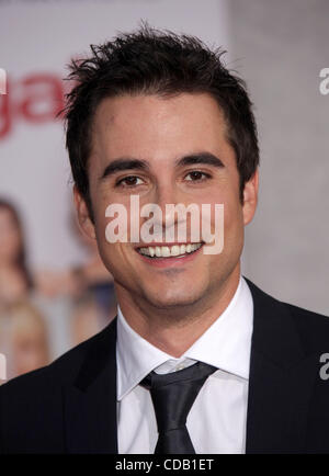 Sep 22, 2010 - Hollywood, Kalifornien, USA - Schauspieler SEAN WING Ankunft auf der "You Again" Welt-Premiere im El Capitan Theatre statt. (Kredit-Bild: © Lisa O'Connor/ZUMApress.com) Stockfoto