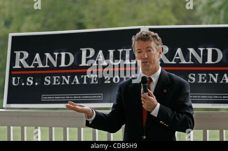 Tea Party Republikanischen Senat nominierte spricht auf einer Kundgebung der Kampagne River Front Park RAND PAUL. Die Veranstaltung fand am selben Tag veröffentlichte ein Rolling Stone Artikel kritisch über die Tea Party Bewegung auf das Magazin Internet-Website. Stockfoto