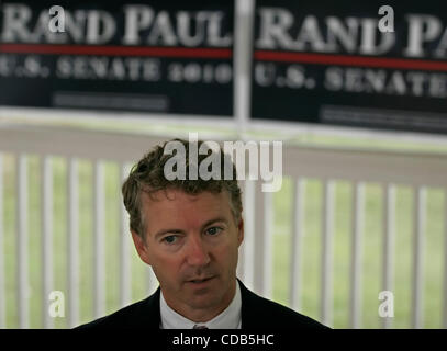 Tea Party Republikanischen Senat nominierte spricht auf einer Kundgebung der Kampagne River Front Park RAND PAUL. Die Veranstaltung fand am selben Tag veröffentlichte ein Rolling Stone Artikel kritisch über die Tea Party Bewegung auf das Magazin Internet-Website. Stockfoto