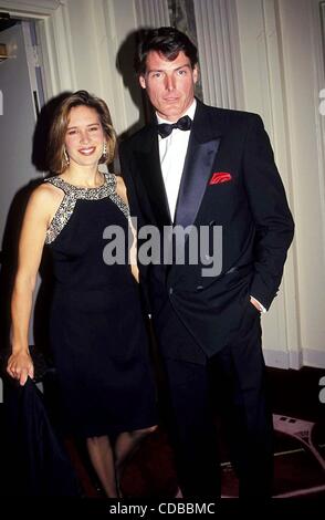 16053.CHRISTOPHER REEVE UND FRAU DANA.  / CHRISTOPHERREEVERETRO2(Credit Image: © Judie Burstein/Globe Photos/ZUMAPRESS.com) Stockfoto