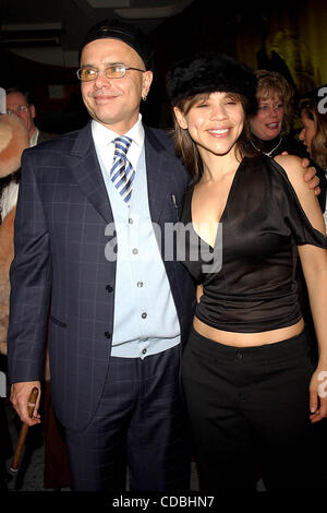 K28765AR SD0130. DAS DEBÜT VON. ROSIE PEREZ UND JOE PANTOLIANO. IN DEN SPIELEN FRANKIE UND JOHNNY. BELASCO THEATRE, New York City.    / 2003.JOE PANTOLIANO und ROSIE PEREZ(Credit Image: © Andrea Renault/Globe Photos/ZUMAPRESS.com) Stockfoto