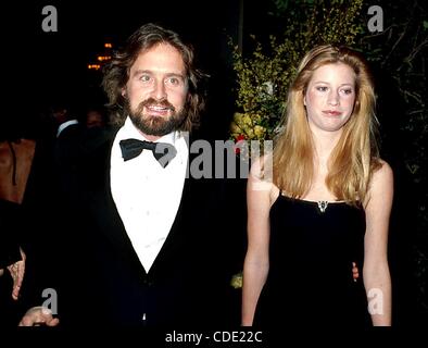 1. Januar 2011 - Hollywood, Kalifornien, USA - MICHAEL DOUGLAS und Frau DIANDRA.  / / MICHAELDOUGLASRETRO (Kredit-Bild: © Phil Roach/Globe Photos/ZUMAPRESS.com) Stockfoto