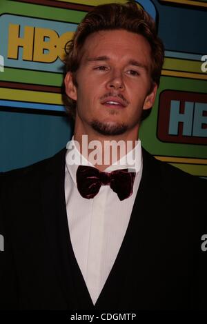 16. Januar 2011 - Hollywood, Kalifornien, US - I14814CHW. HBO 68. Annual Golden Awards - After-Party. Das Beverly Hilton Hotel, Beverly Hills, CA. 01/16/11.RYAN KWANTEN. 2011 (Kredit-Bild: © Clinton Wallace/Globe Photos/ZUMAPRESS.com) Stockfoto