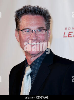 21. Januar 2011 - Beverly Hills, California, USA - KURT RUSSELL in der lebenden Legenden der Luftfahrt-Gala im Beverly Hilton Hotel. Stockfoto