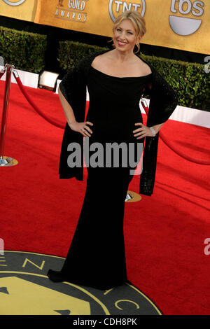 30. Januar 2011 - Hollywood, Kalifornien, USA - I14818CHW .17th Annual Screen Actors Guild Awards - rote Carpet.The Shrine Auditorium, Los Angeles, CA.01/30/2011. DENISE GRAYSON. 2011 (Kredit-Bild: © Clinton Wallace/Globe Photos/ZUMAPRESS.com) Stockfoto