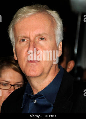 31. Januar 2011 - Los Angeles, Kalifornien, USA - James Cameron Teilnahme an The World Premiere Of '' Sanctum'' in The Manns Chinese 6 Theater In Hollywood, Kalifornien am 31.01.11 statt. 2011.K67479LONG (Kredit-Bild: © D. Long/Globe Photos/ZUMAPRESS.com) Stockfoto