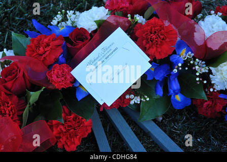 6. Februar 2011 - Simi Valley, Kalifornien, USA - ein Kranz für Präsident Reagan durch das Grab. Ronald Reagan, 40. Präsident der USA, hätte 100 Sonntag. (Bild Kredit: Valerie Nerres/ZUMAPRESS.com ©) Stockfoto