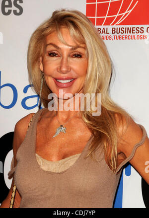 18. Februar 2011 - Los Angeles, Kalifornien, USA - Linda Thompson, Teilnahme an der globalen Aktion Awards Gala Held im Beverly Hilton Hotel In Beverly Hills, Kalifornien am 18.02.11. 2011.K67653long (Kredit-Bild: © D. Long/Globe Photos/ZUMAPRESS.com) Stockfoto