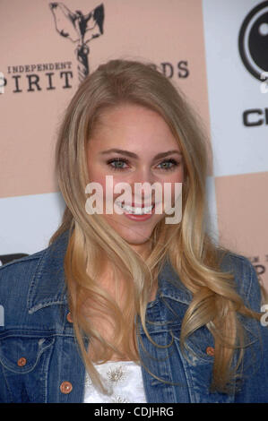 26. Februar 2011 - Hollywood, Kalifornien, USA - AnnaSophia Robb während 2011 Film Independent Spirit Awards am 26. Februar 2011, am Strand in Santa Monica, Kalifornien statt... 2011.K67695MGE (Kredit-Bild: © Michael Germana/Globe Photos/ZUMAPRESS.com) Stockfoto