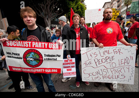 19. März 2011 - Hollywood, Kalifornien, USA - besuchen Tausende eine Anti-Kriegs-Kundgebung organisiert von einem Bündnis aus progressive Gruppen aus dem Großraum Los Angeles. Stockfoto