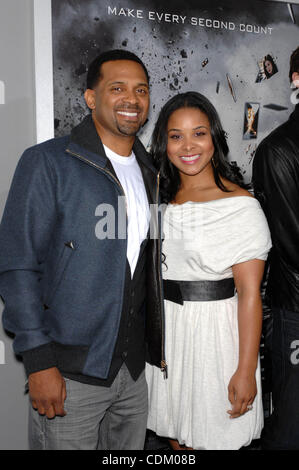 28. März 2011 - statt Hollywood, Kalifornien, USA - Mike Epps und Mechelle Epps während der Premiere des neuen Films von Summit Entertainment Quellcode, Arclight Cinerama Dome am 28. März 2011, in Los Angeles... 2011 (Kredit-Bild: © Michael Germana/Globe Photos/ZUMAPRESS.com) Stockfoto