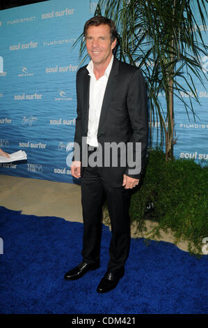 30. März 2011 - Los Angeles, Kalifornien, USA - Dennis Quaid, Teilnahme an der Los Angeles Premiere von "Soul Surfer" Held am Arclight Theater In Hollywood, Kalifornien am 30.03.11. 2011 (Kredit-Bild: © D. Long/Globe Photos/ZUMAPRESS.com) Stockfoto