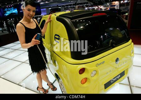 1. April 2011 - Goyang, Südkorea - AD Motor Co. elektronische Fahrzeug ändern während Publikumstag auf der Seoul Motor Show in Goyang angezeigt. (Kredit-Bild: © Dong-Min Jang/ZUMAPRESS.com) Stockfoto