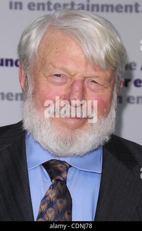 12. Juni 2011 - Hollywood, Kalifornien, USA - 15. jährlichen Tony Awards Party im Skirball Cultural Center in Los Angeles, CA 12.06.11 2011..THEODORE BIKEL (Kredit-Bild: © Scott Kirkland/Globe Photos/ZUMAPRESS.com) Stockfoto