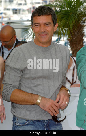 19. Mai 2011 - Cannes, Frankreich - Schauspieler ANTONIO BANDERAS besucht "Die Haut, ich In bin" Fototermin bei der 64. Filmfestspiele von Cannes. (Kredit-Bild: © Frederic Injimbert/ZUMAPRESS.com) Stockfoto